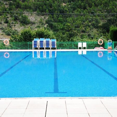 Camping Organya Hotel Kültér fotó