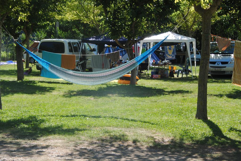 Camping Organya Hotel Kültér fotó