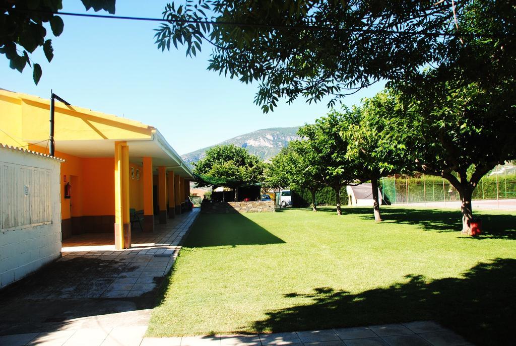 Camping Organya Hotel Kültér fotó